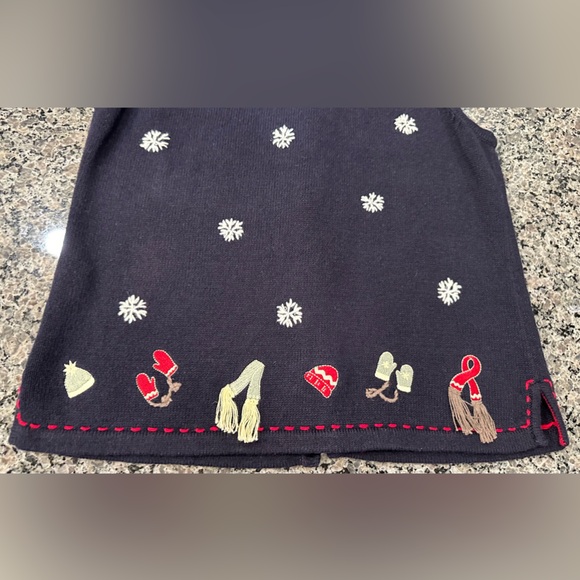 🎄VTG Christopher & Banks Hand Embroidered Christmas Knit Sweater Vest Size Med - Picture 11 of 16